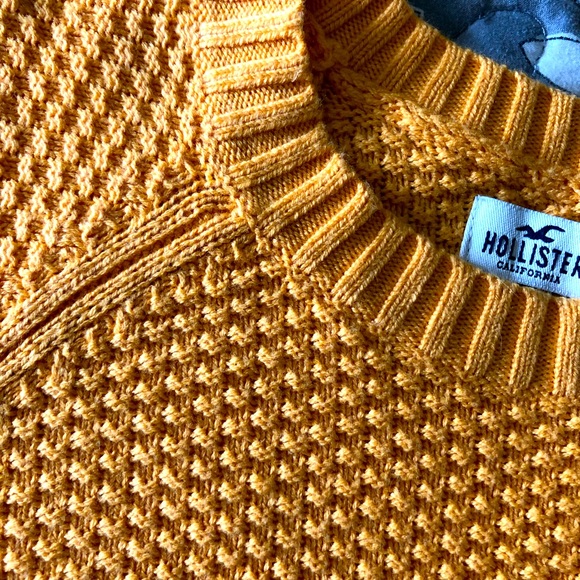 Women’s sweater - Picture 1 of 5